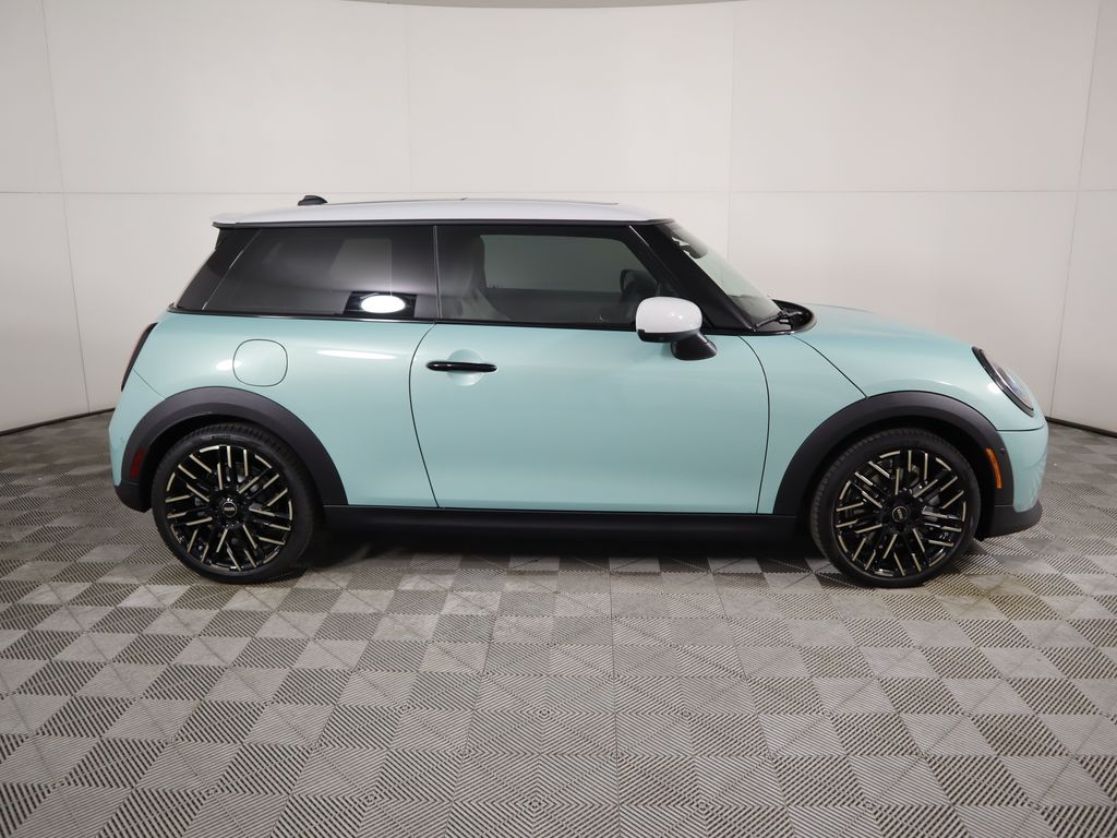 2026 Mini Cooper Hardtop S 2 Door Iconic photo 3