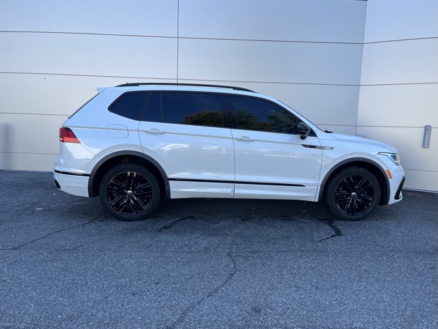 2022 Volkswagen Tiguan SE R-Line Black photo 22