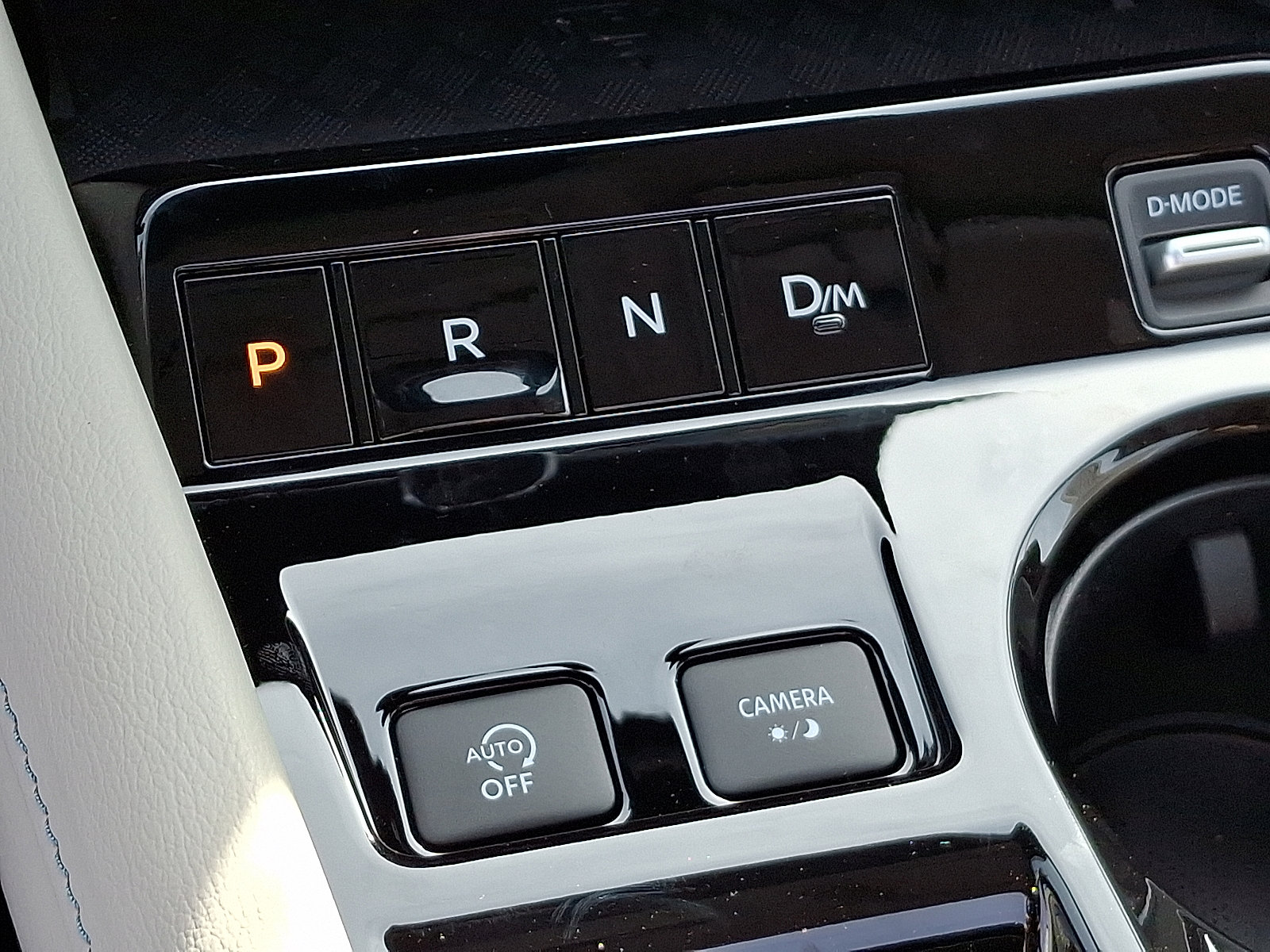 2025 Nissan Murano Platinum photo 7