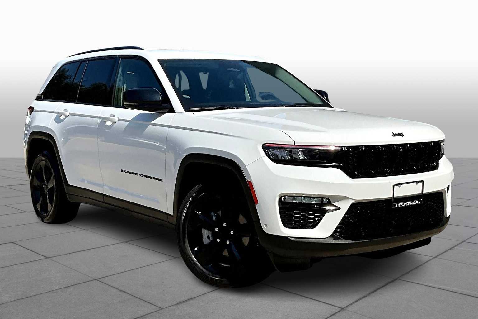 2023 Jeep Grand Cherokee Limited photo 2