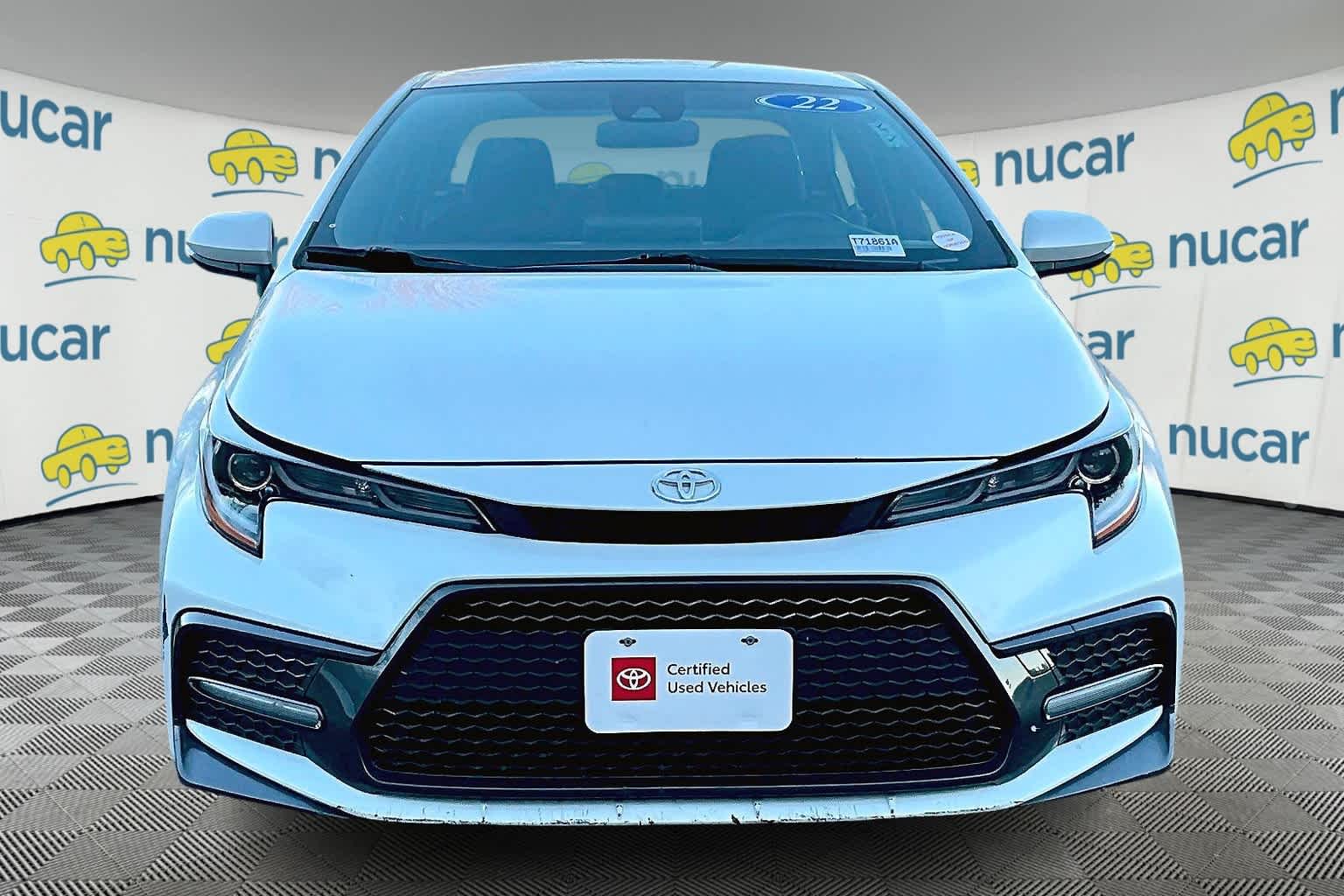 2022 Toyota Corolla SE photo 2