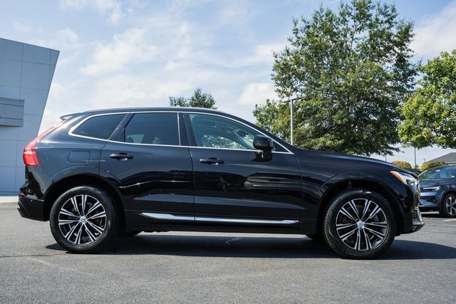 2022 Volvo XC60 Inscription photo 2