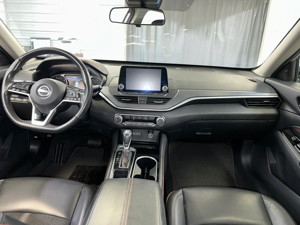 2023 Nissan Altima 2.5 SR photo 26