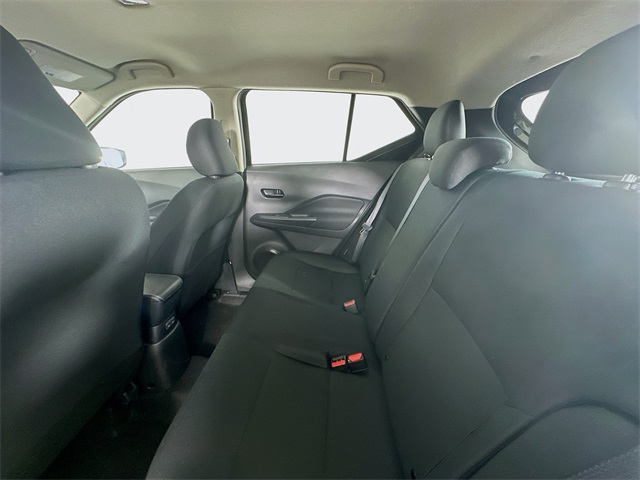 2025 Nissan Kicks Play S photo 23