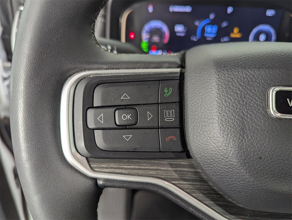 2023 Jeep Wagoneer L Series III photo 20
