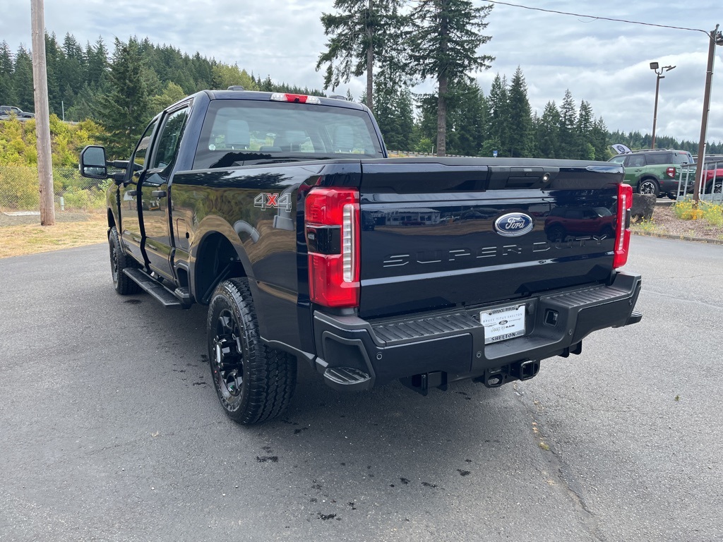 2025 Ford F-250 XL photo 7