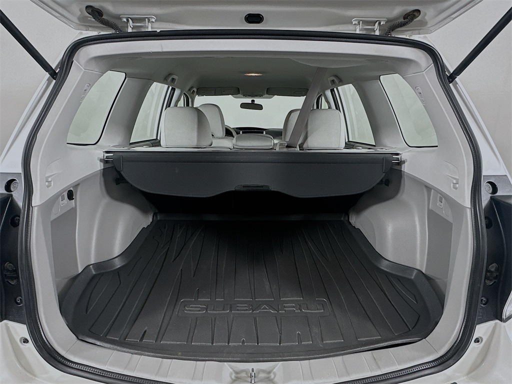 2012 Subaru Forester 2.5X photo 12