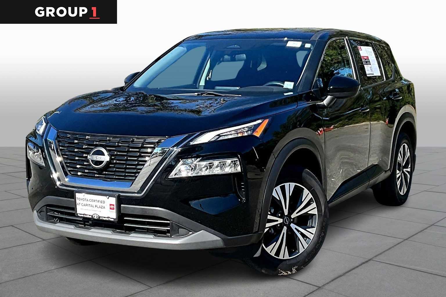 2023 Nissan Rogue SV's photo