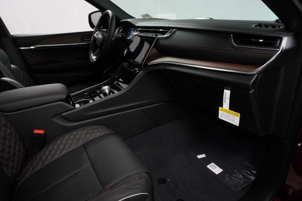 2023 Jeep Grand Cherokee Summit Reserve 4xe photo 32