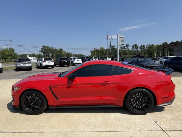 2019 Ford Mustang Shelby GT350 photo 2