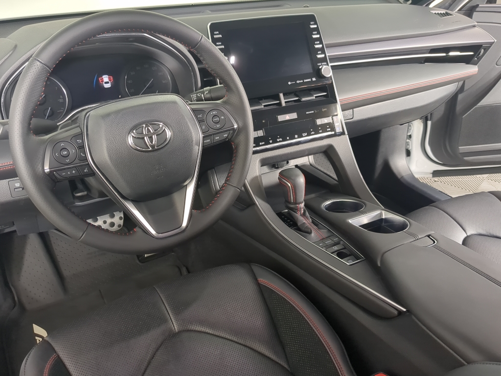 2020 Toyota Avalon XSE TRD photo 16