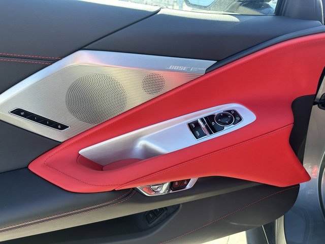 2023 Chevrolet Corvette Stingray 2LT photo 3