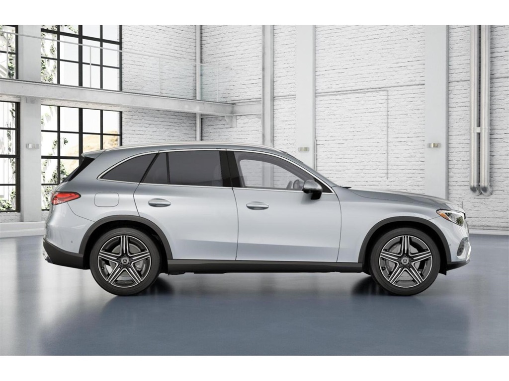 2026 Mercedes Benz GLC 300 photo 2
