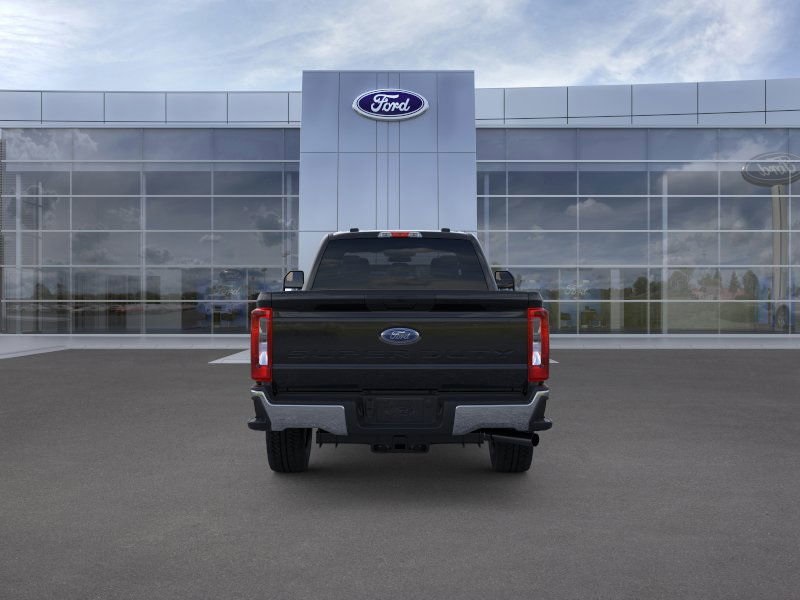 2025 Ford F-350 photo 5