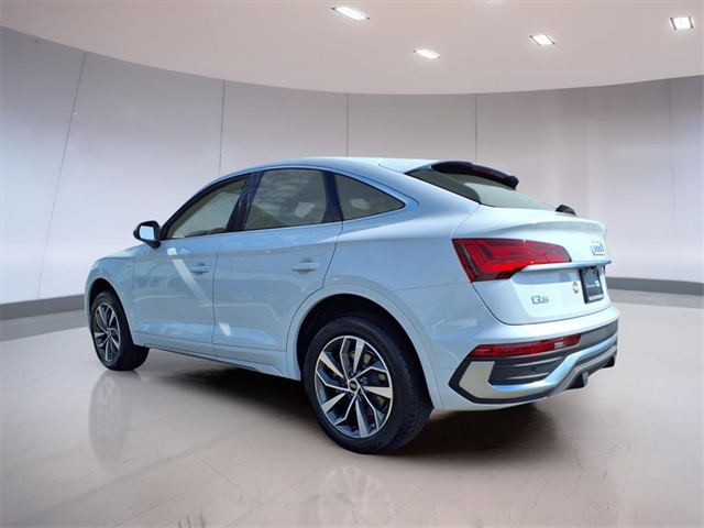 2025 Audi Q5 Sportback 45 S line Premium Plus photo 3