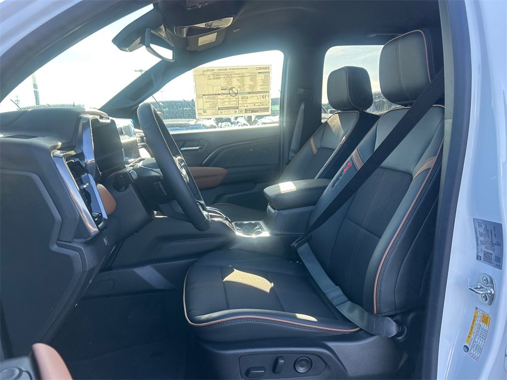 2026 GMC CANYON - Image 14