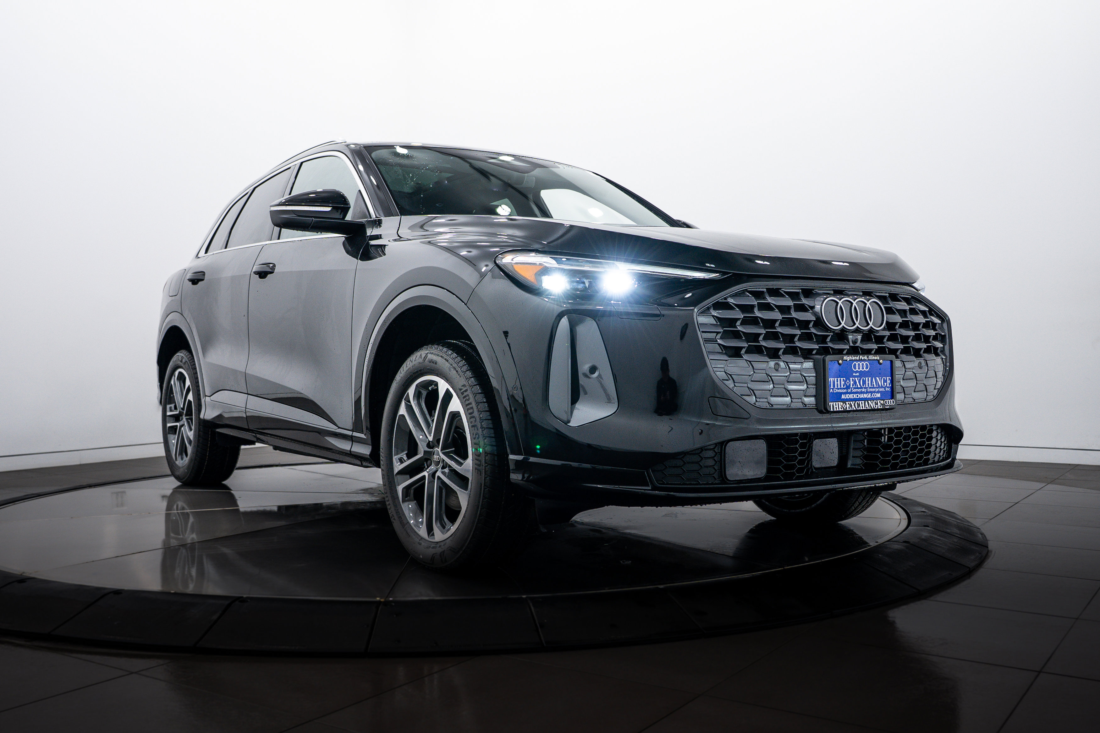 2025 Audi New Q5 Premium Plus's photo