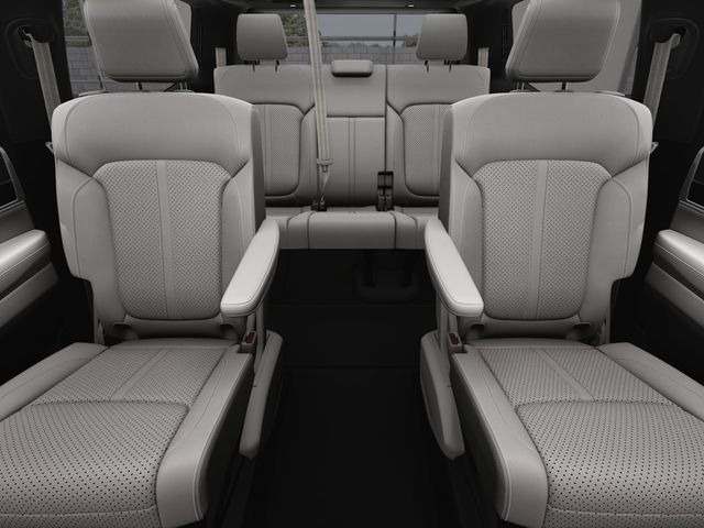 2025 Jeep Wagoneer Series II photo 18