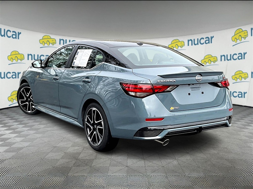 2025 Nissan Sentra SR photo 4