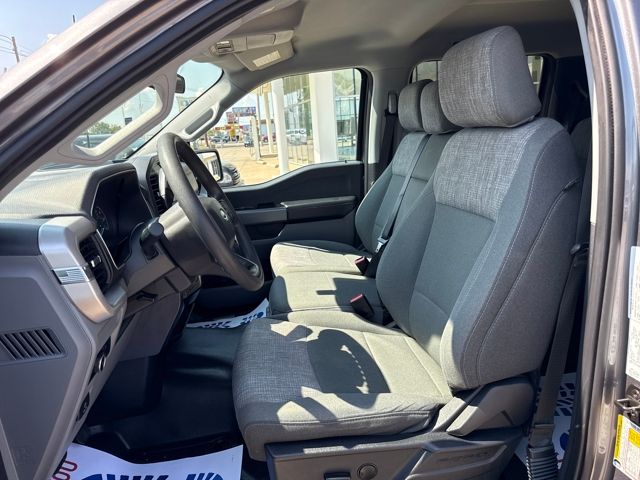 2023 Ford F-150 XLT photo 13