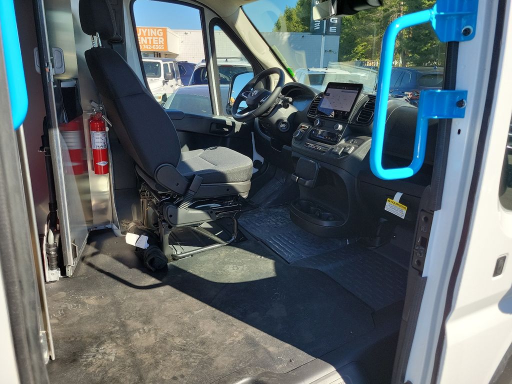 2024 Ram ProMaster 3500 photo 8