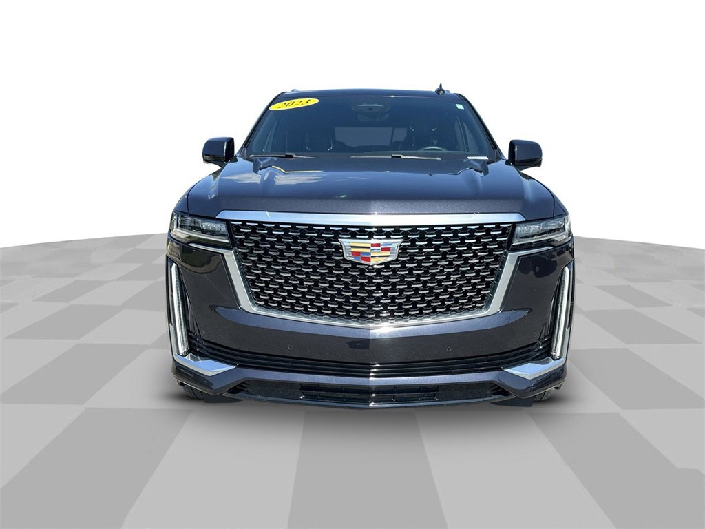 2023 Cadillac Escalade ESV Premium Luxury photo 2