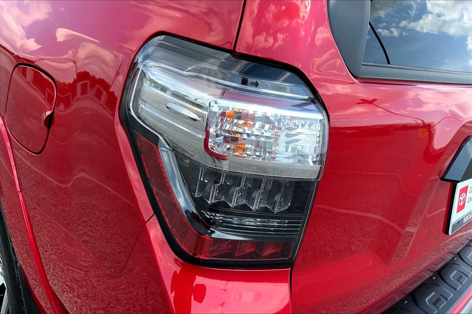 2024 Toyota 4Runner TRD photo 26