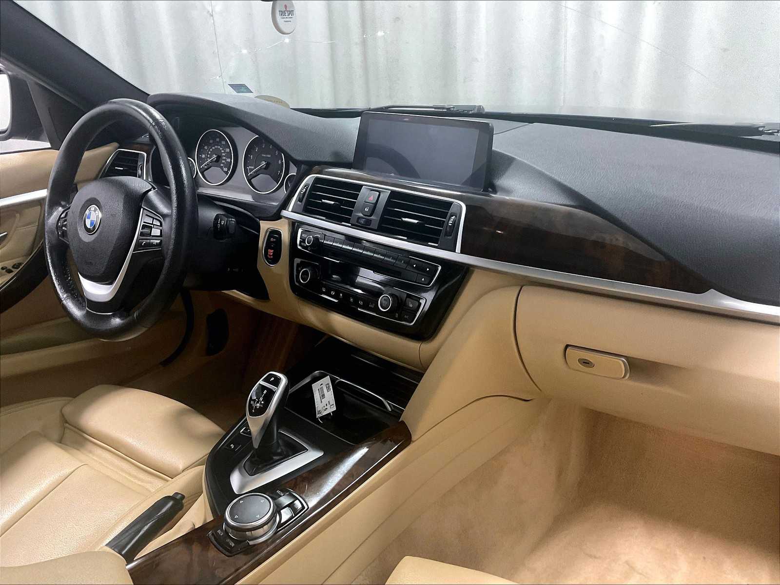 2016 Bmw 328i xDrive SA SULEV-PZEV photo 13