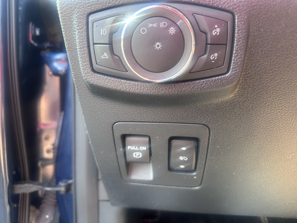 2020 Ford F-150 Lariat photo 5