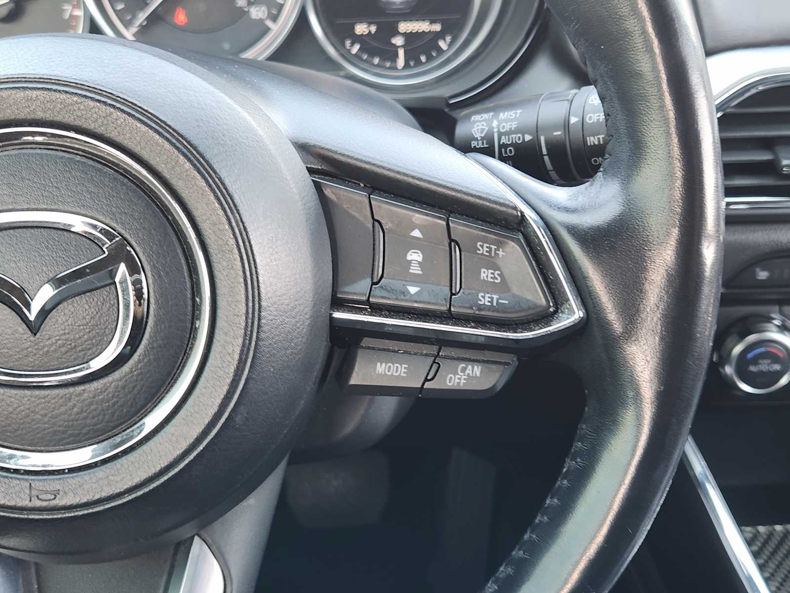 2018 Mazda CX-9 Grand Touring photo 28