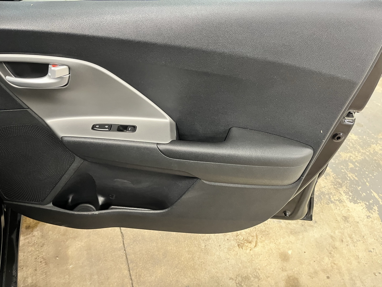 2021 Kia Niro LX photo 19