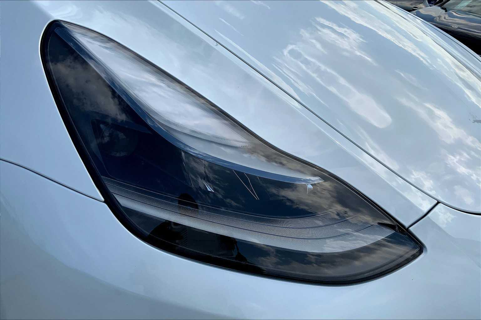 2024 Tesla Model Y Long Range photo 20