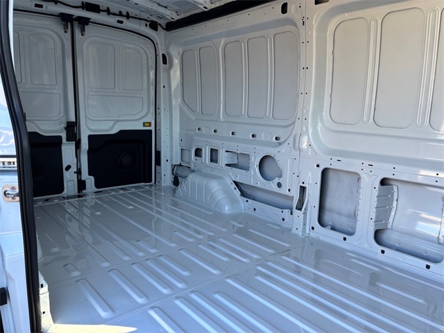 2026 Ford Transit Cargo Van photo 4