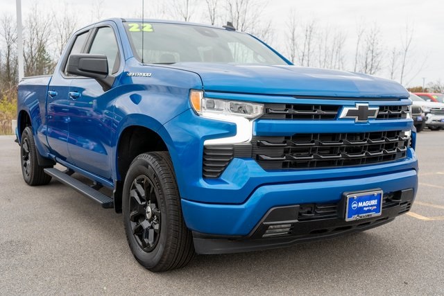 2022 Chevrolet Silverado 1500 RST photo 3