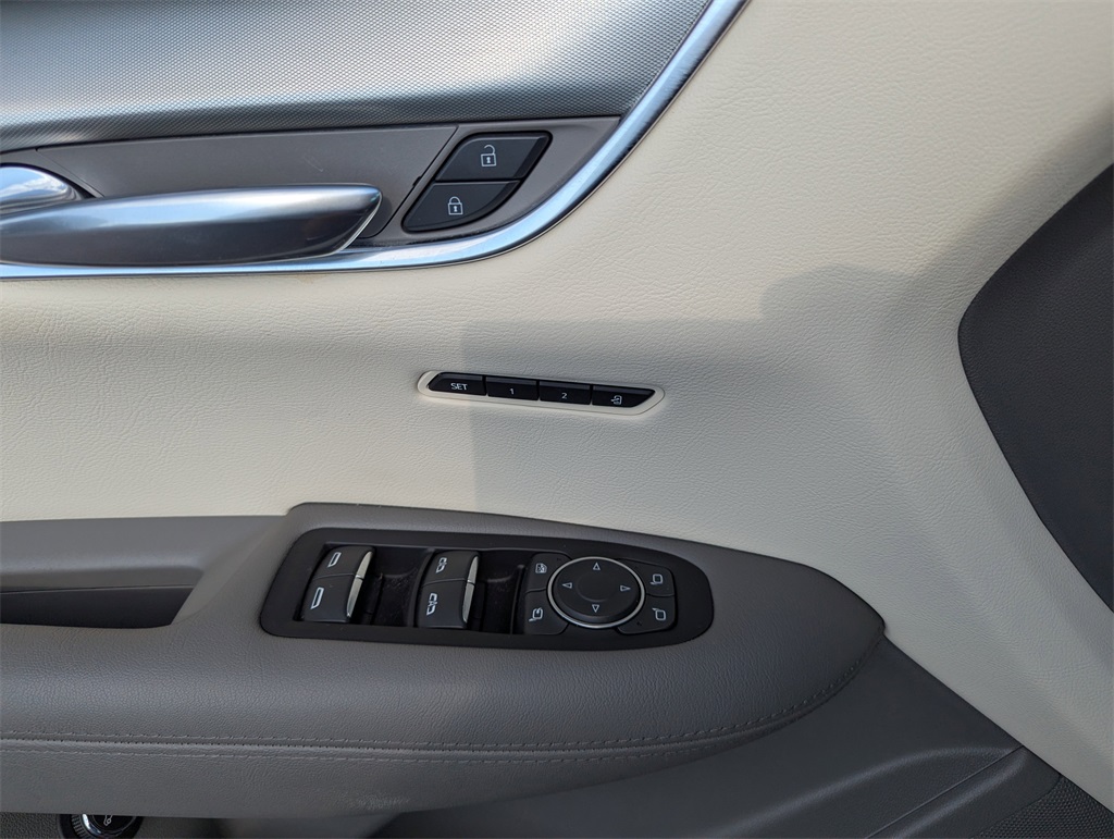 2022 Cadillac XT5 Premium Luxury photo 15