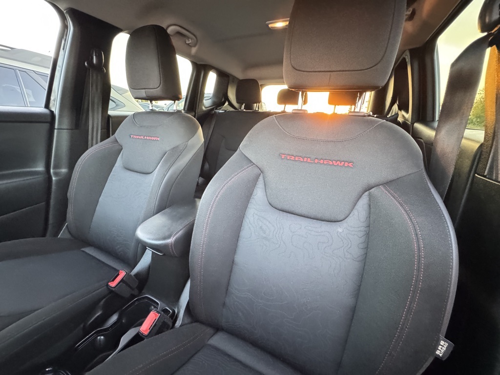 2023 Jeep Renegade Trailhawk photo 20