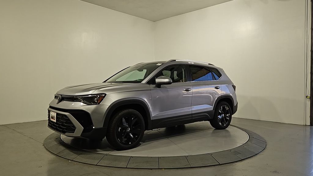2025 Volkswagen Taos SE photo 2