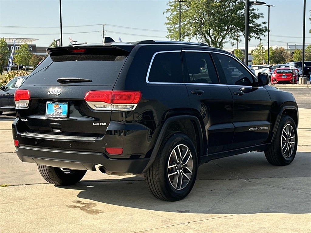 2019 Jeep Grand Cherokee Laredo E photo 4