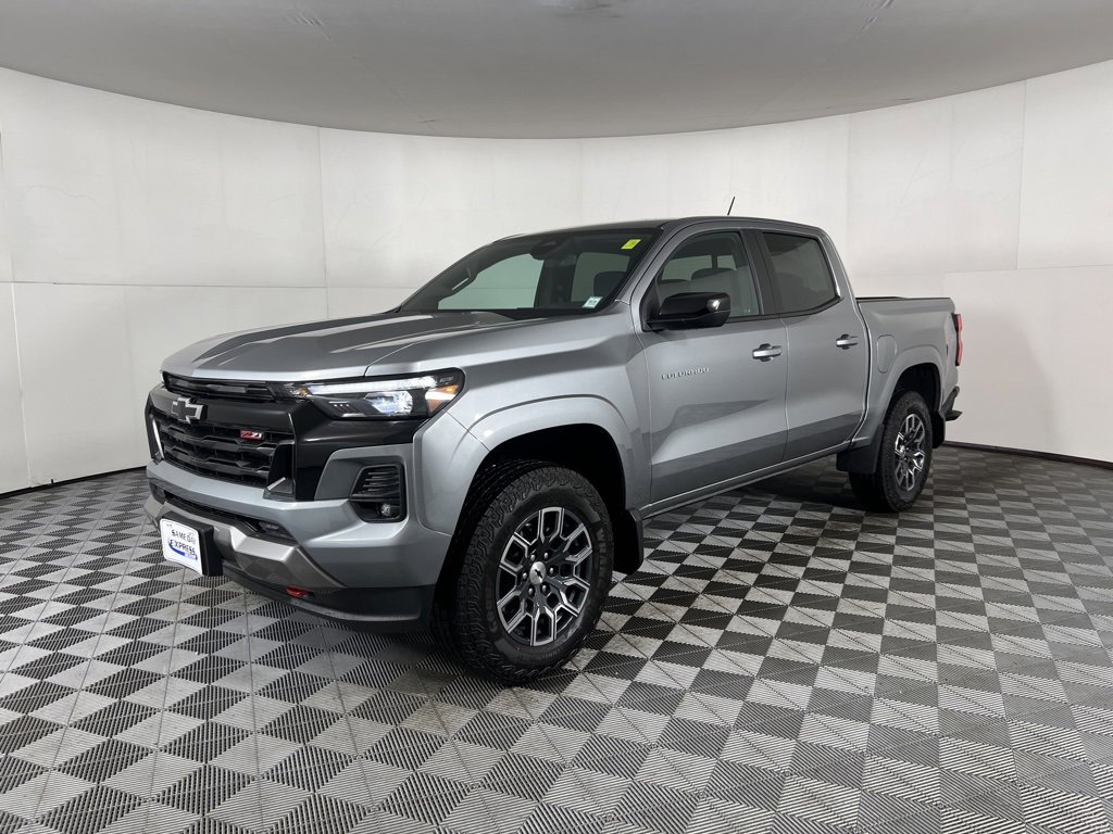 2024 Chevrolet Colorado Z71 photo 13