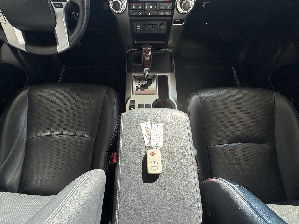 2018 Toyota 4Runner Limited photo 16