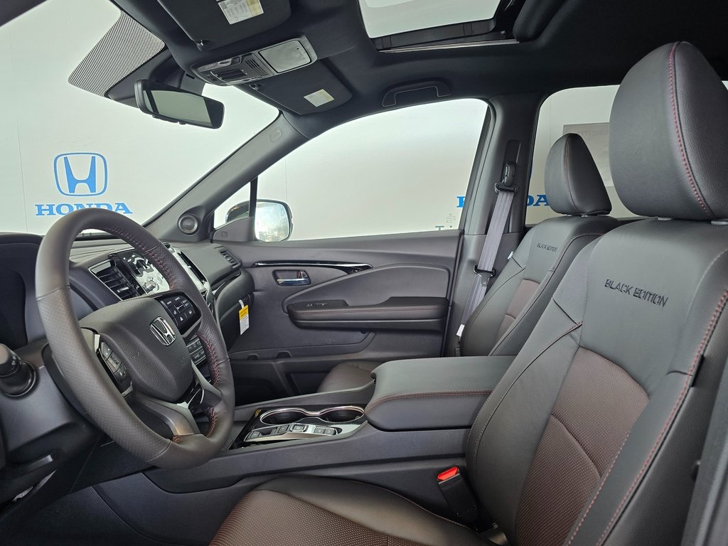 2025 Honda Ridgeline Black Edition photo 12