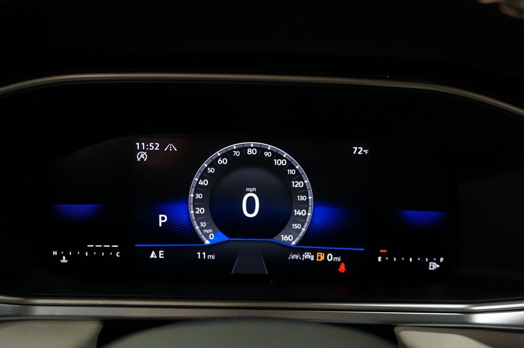 2025 Volkswagen Taos SE photo 19