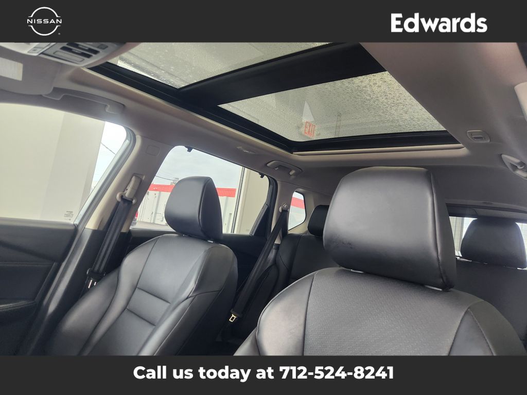 2024 Nissan Rogue SV photo 19