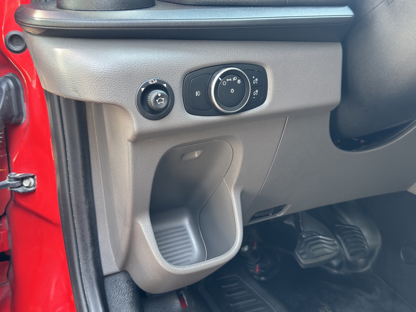 2020 Ford Transit photo 26
