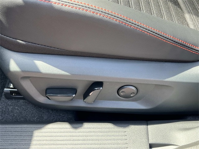 2026 Nissan Rogue SV photo 20