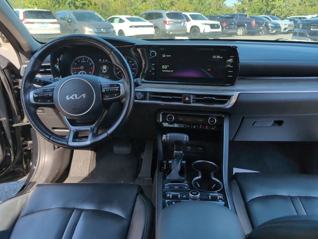 2022 Kia K5 EX photo 14