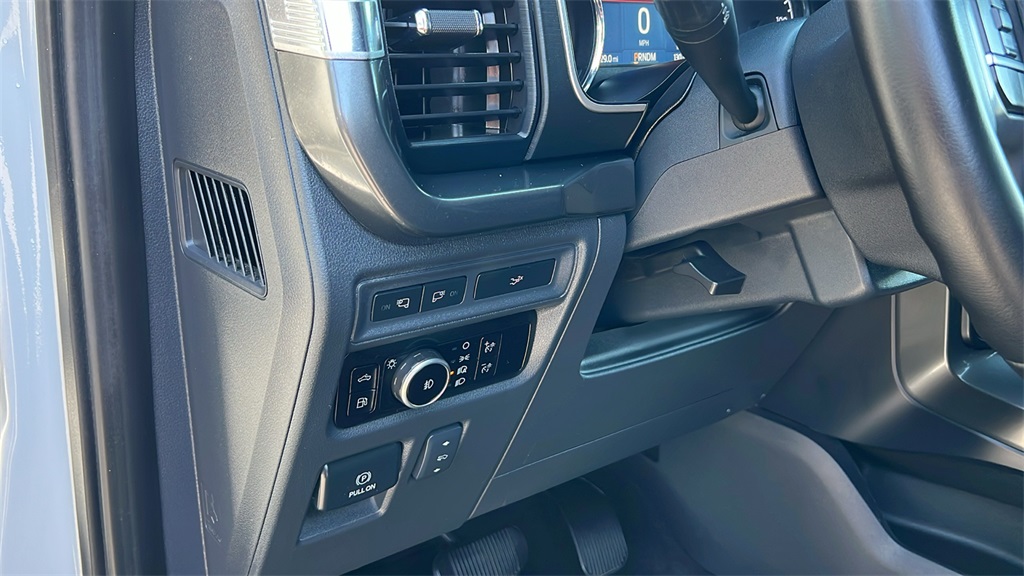 2023 Ford F-150 XLT photo 9