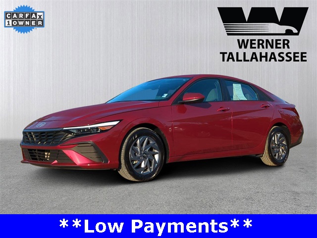 2024 Hyundai Elantra SEL's photo