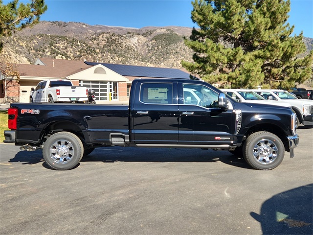 2026 Ford F-350 King Ranch photo 2