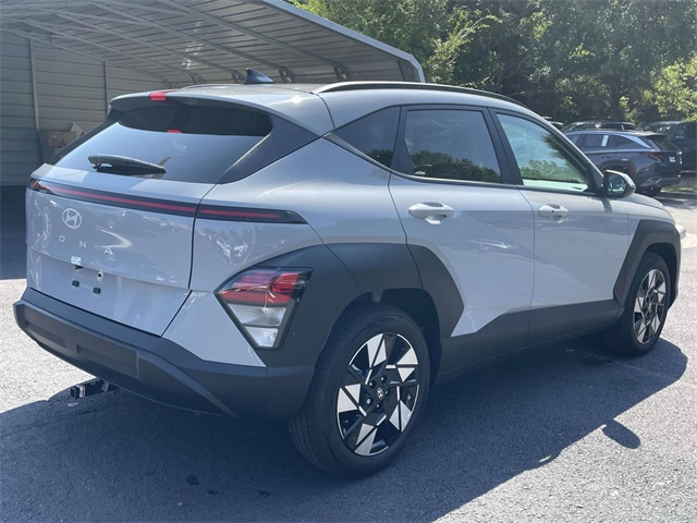 2025 Hyundai Kona SEL photo 6